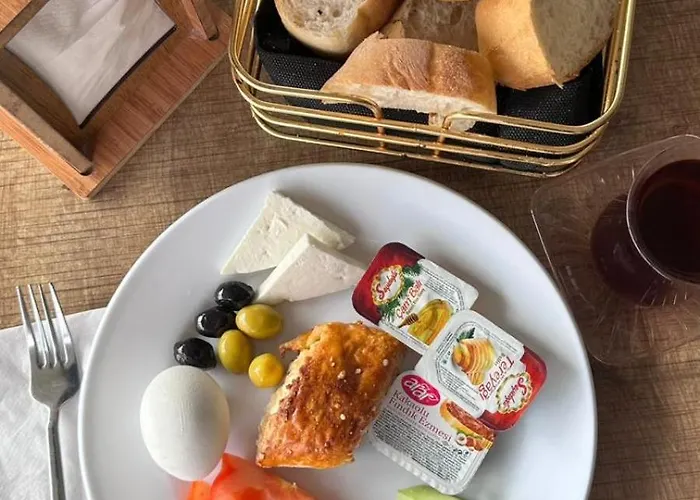 Kaya-royal-hotel Beyazit Tea And Coffee Are Complimentary And Available 24-7 On Our Sea View Terrace Restaurant Otel İstanbul