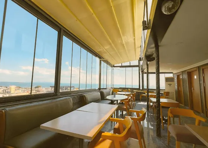 Kaya-royal-hotel Beyazit Tea And Coffee Are Complimentary And Available 24-7 On Our Sea View Terrace Restaurant Otel İstanbul