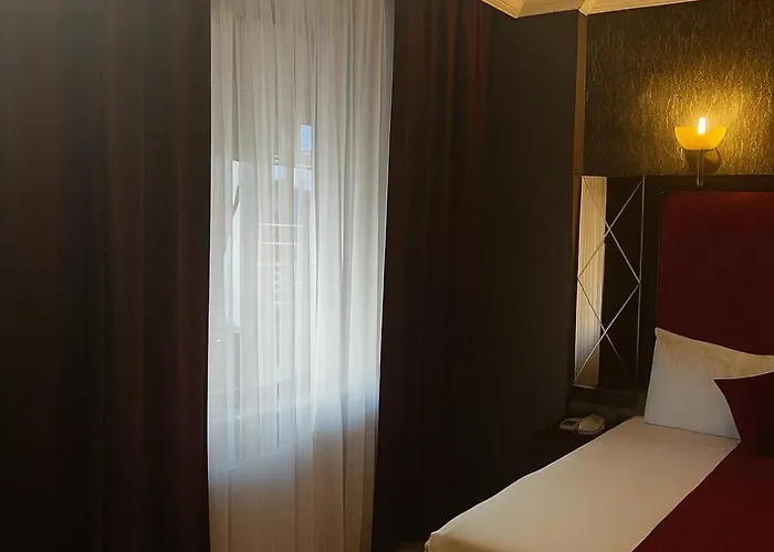 Otel Kaya-royal-hotel Beyazit Tea And Coffee Are Complimentary And Available 24-7 On Our Sea View Terrace Restaurant İstanbul